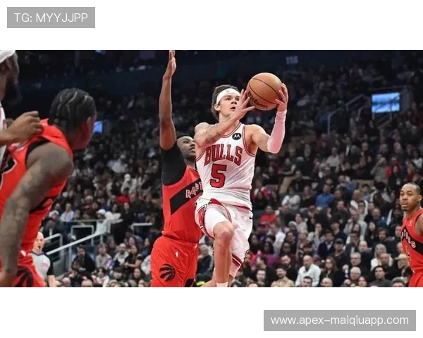 简直降维打击，NBA扣篮大赛三冠王麦克朗荣膺G联赛历史得分王